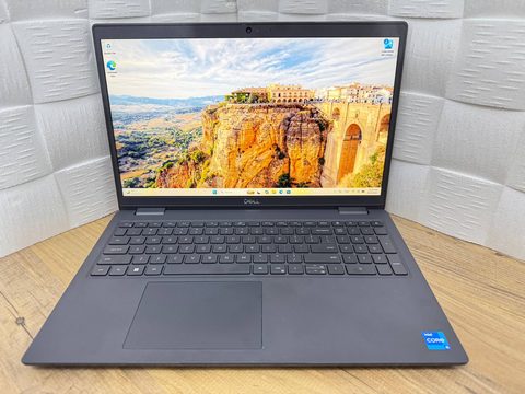 Dell Latitude 3520